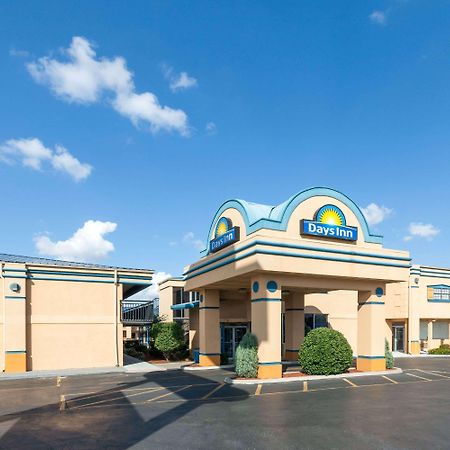 Days Inn By Wyndham Oklahoma City Fairground Dış mekan fotoğraf