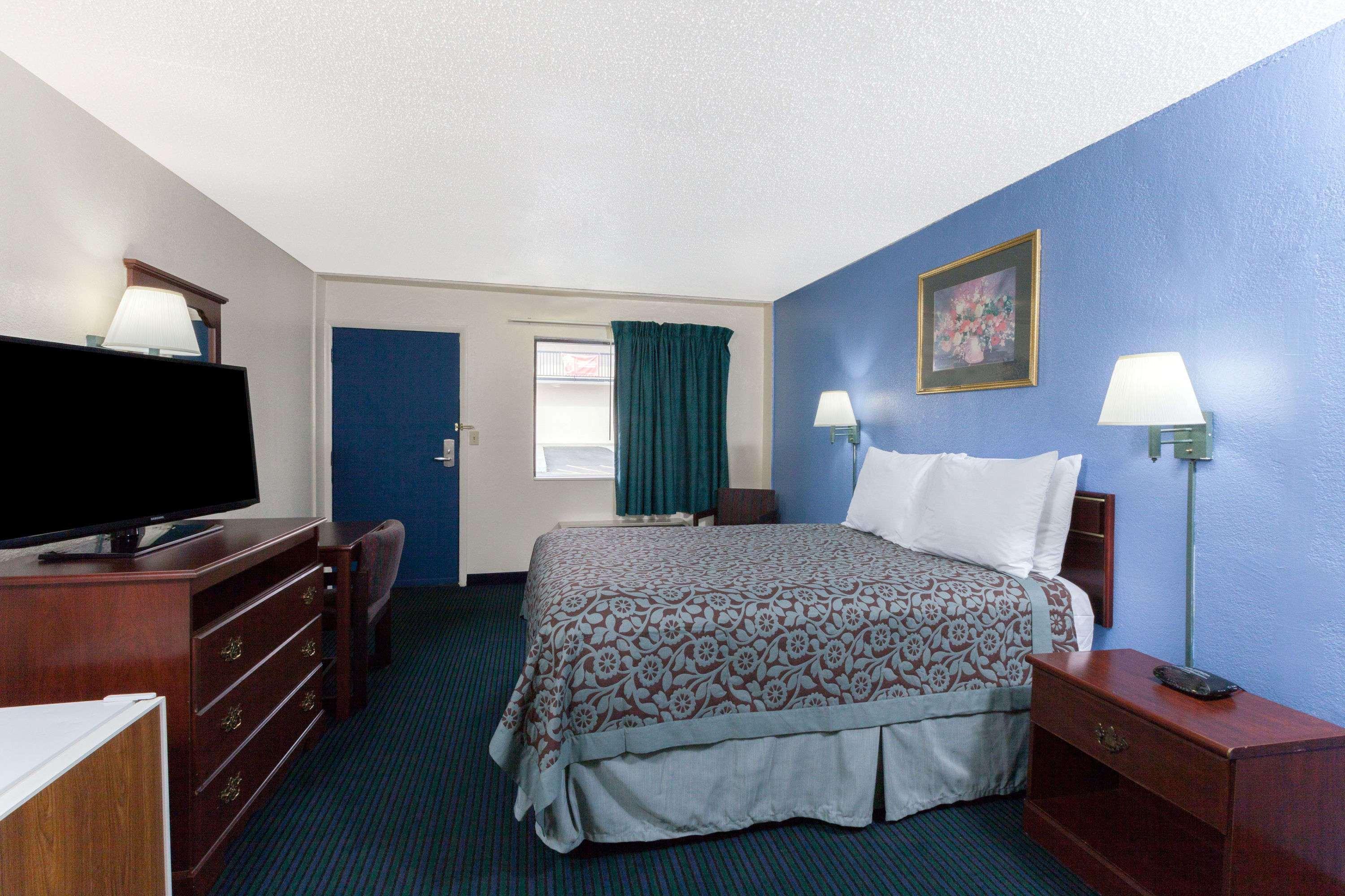 Days Inn By Wyndham Oklahoma City Fairground Dış mekan fotoğraf